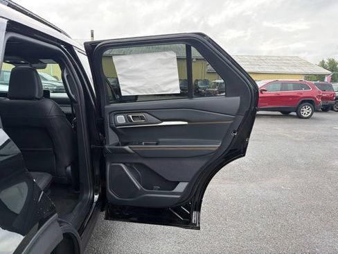 New 2026 Ford Explorer Tremor w/ Tremor Ultimate Package AWD/4WD image 34