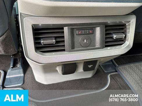 Used 2024 Ford F450 Limited w/ FX4 Off-Road Package image 27