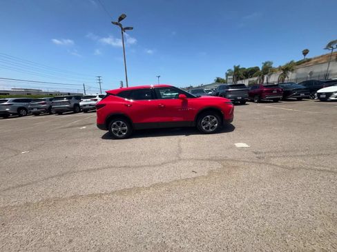 Used 2025 Chevrolet Blazer LT FWD image 12