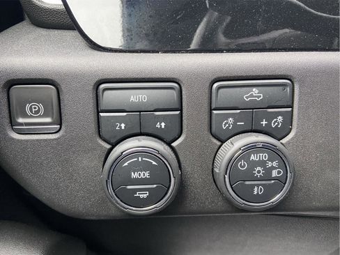 Used 2023 Chevrolet Silverado 1500 RST AWD/4WD image 65