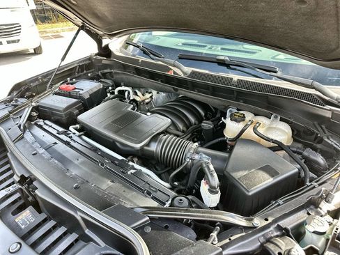 Certified 2024 Chevrolet Tahoe Z71 w/ Luxury Package image 30