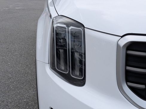 Used 2023 Kia Telluride SX AWD/4WD image 21