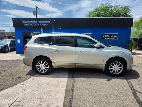 Used 2016 Buick Enclave Leather w/ Trailering Package AWD/4WD image 7