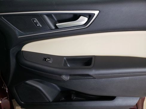 Used 2023 Ford Edge SEL w/ Convenience Package image 17