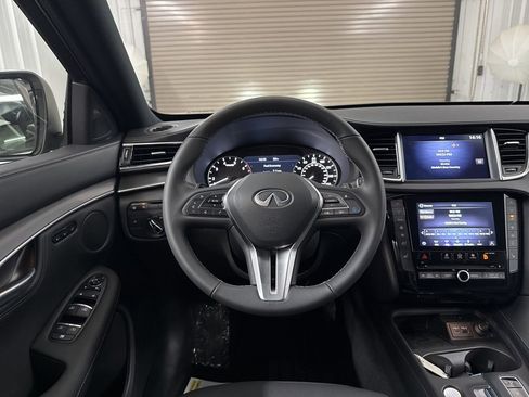 Certified 2025 INFINITI QX55 Luxe w/ Cargo Package image 7