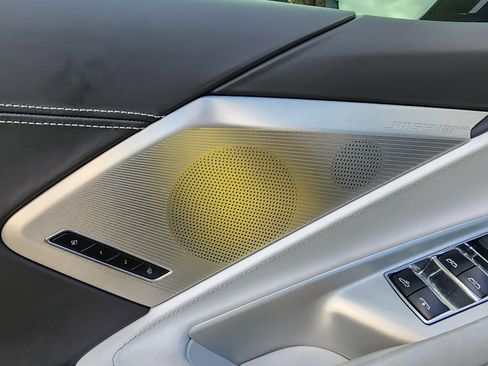 Used 2023 Chevrolet Corvette Stingray Premium Conv w/ Z51 Performance Package image 17