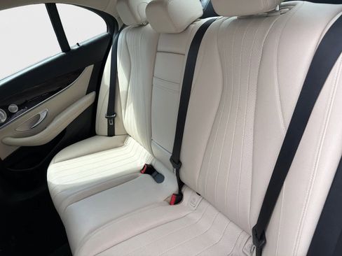 Used 2020 Mercedes-Benz E 350 Sedan image 18