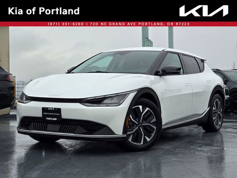 Certified 2023 Kia EV6 Light image 1