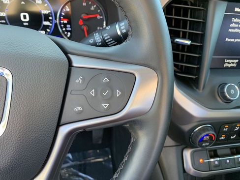 Used 2023 GMC Acadia AT4 w/ Technology Package image 23