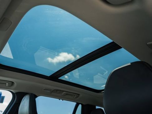 Certified 2024 Volvo XC90 B6 Ultimate AWD/4WD image 42