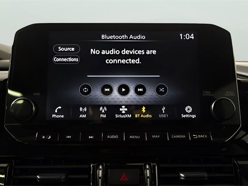 Used 2024 Nissan Pathfinder Platinum image 28