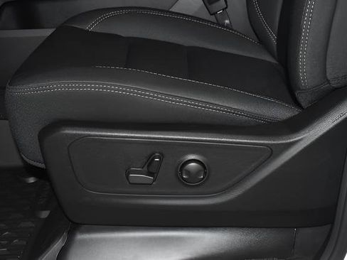 New 2026 RAM 1500 Big Horn AWD/4WD image 12