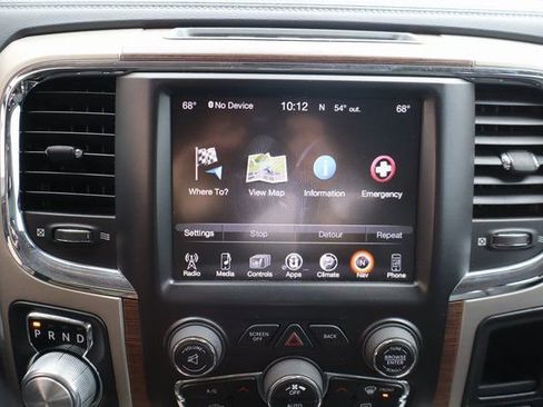 Used 2014 RAM 1500 Laramie w/ Convenience Group image 20