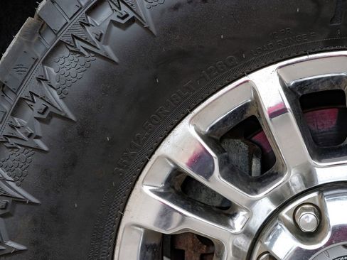 Used 2021 Ford F350 Lariat w/ Chrome Package image 65