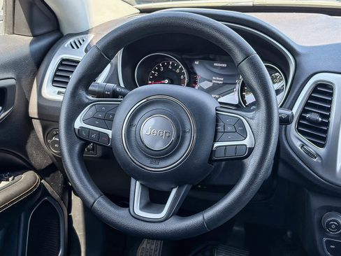 Used 2019 Jeep Compass Sport image 14