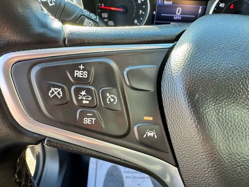 Used 2023 Chevrolet Equinox LT image 18