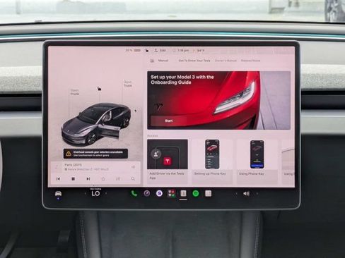 Used 2025 Tesla Model 3 Long Range RWD image 17