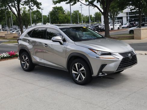 Used 2018 Lexus NX 300 FWD w/ Premium Package image 2