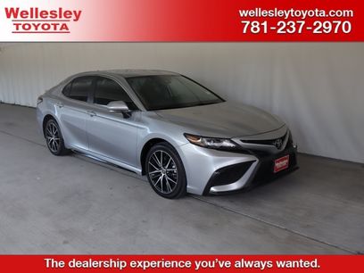 Used 2021 Toyota Camry SE w/ Convenience Package