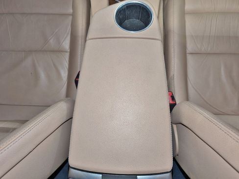 Used 2011 Porsche Panamera 4S image 39