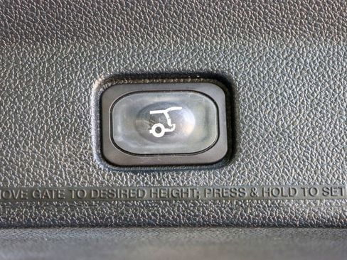 Used 2019 Ford Explorer Limited FWD image 26