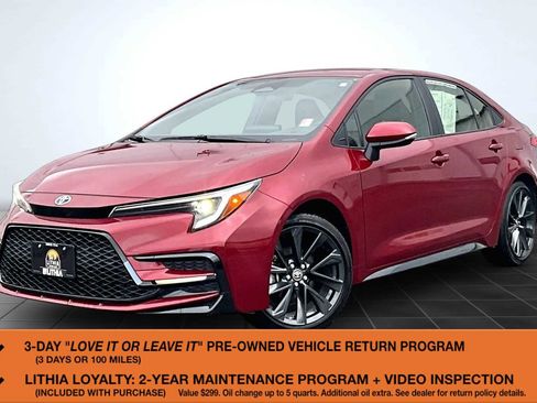 Used 2025 Toyota Corolla SE w/ Convenience Package FWD image 1