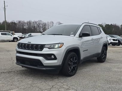 Used 2025 Jeep Compass Latitude w/ Altitude Special Edition