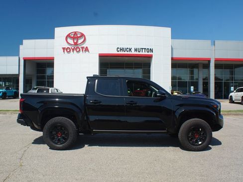 Used 2025 Toyota Tacoma TRD Pro w/ Tow Tech Package AWD/4WD image 1
