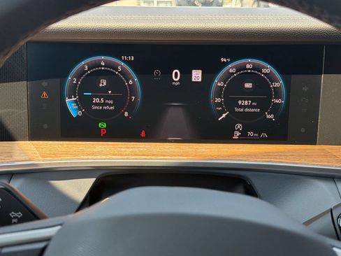 Used 2025 Volkswagen Tiguan SEL R-Line AWD/4WD image 22