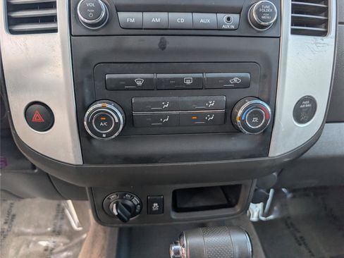 Used 2015 Nissan Xterra X AWD/4WD image 21