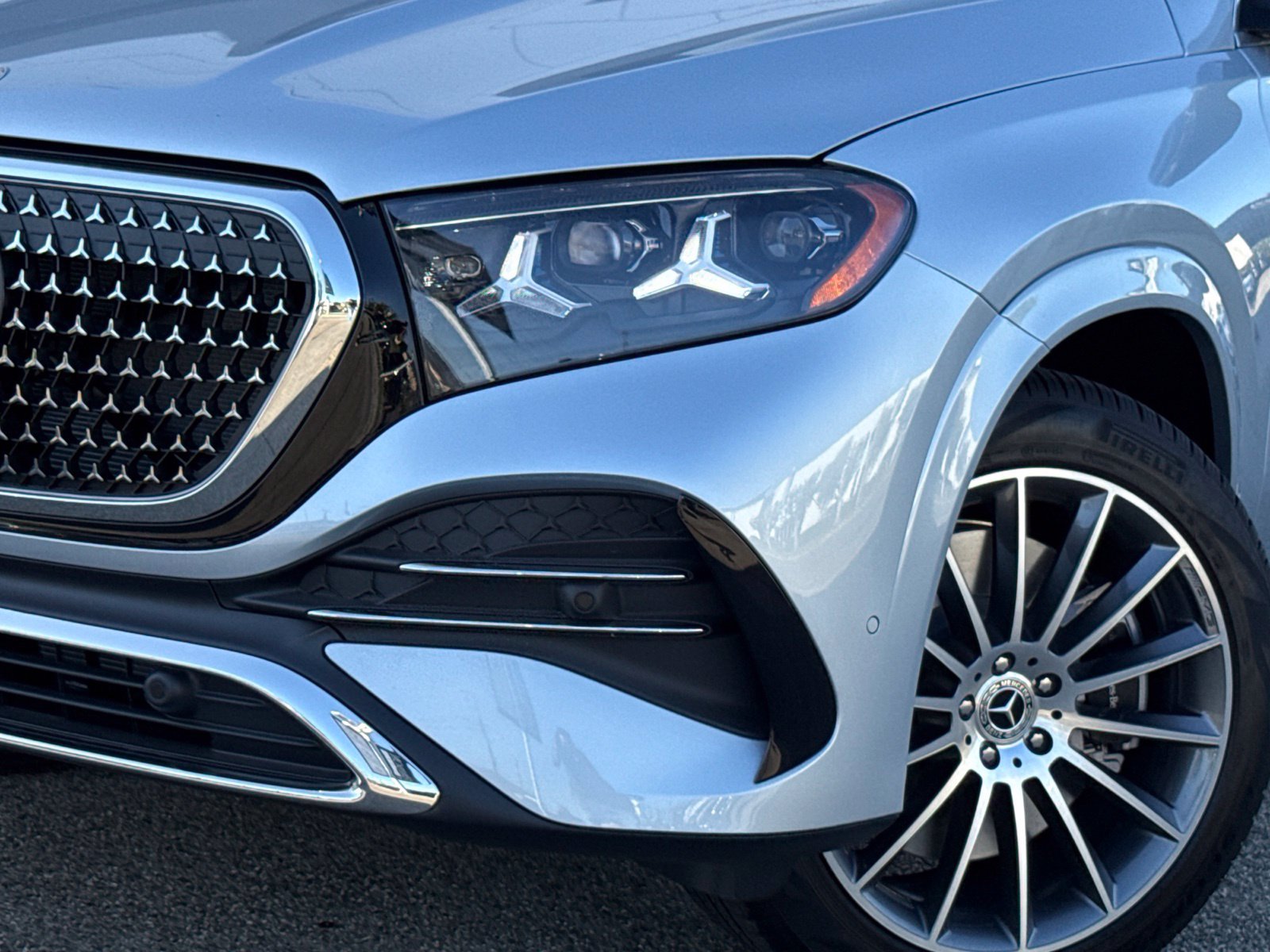New 2027 Mercedes-Benz GLE 450 4MATIC Coupe image 3