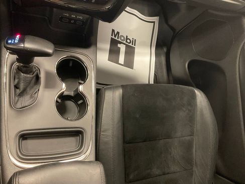 Used 2018 Dodge Durango GT image 24