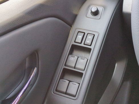 New 2026 Nissan Frontier SV image 23