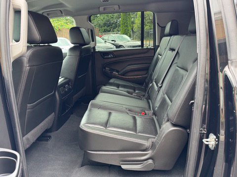 Used 2020 Chevrolet Suburban LT AWD/4WD image 14