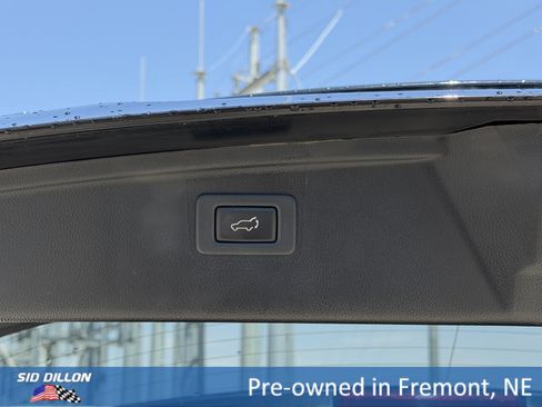 Used 2016 Subaru Outback 2.5i Limited AWD/4WD image 6