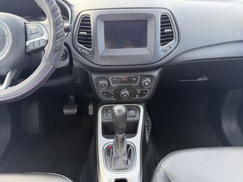 Used 2018 Jeep Compass Latitude w/ Popular Equipment Group image 15