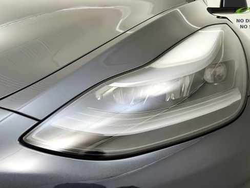 Used 2024 Tesla Model Y Performance AWD/4WD image 23