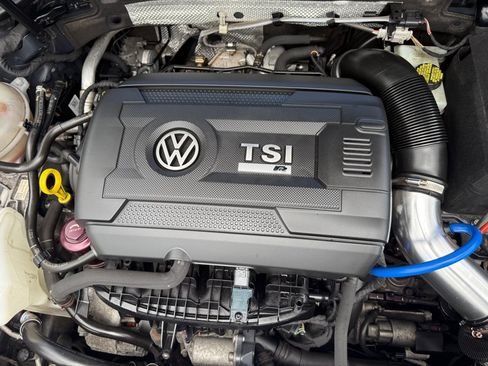 Used 2016 Volkswagen Golf 4-Door AWD/4WD image 33
