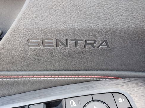 New 2026 Nissan Sentra SR w/ Floor Mat Package FWD image 15