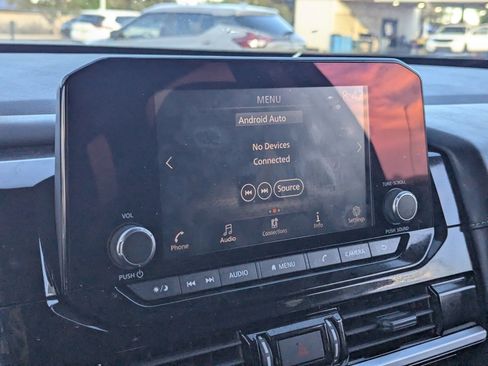 Certified 2022 Nissan Pathfinder SV w/ SV Black Package image 23