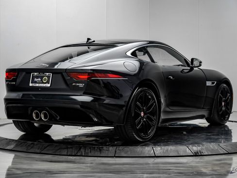 Used 2021 Jaguar F-TYPE R-Dynamic AWD/4WD image 17