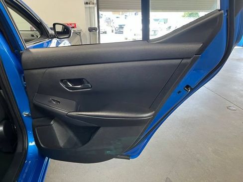Used 2024 Nissan Sentra SV FWD image 16