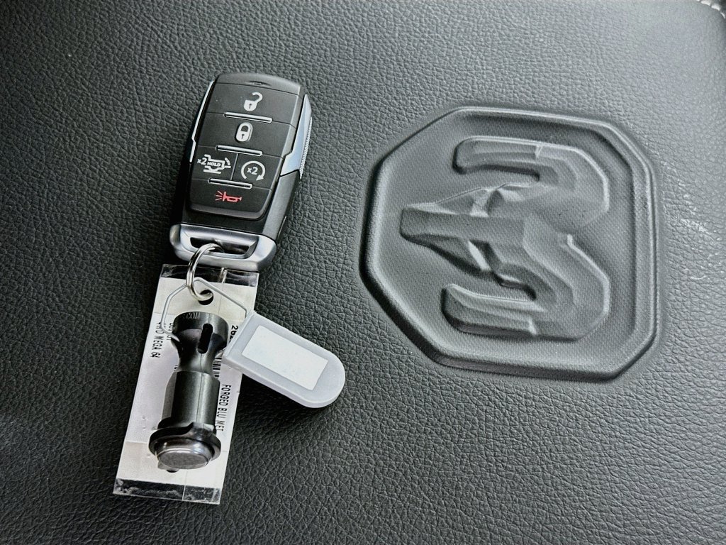 New 2026 RAM 2500 Laramie w/ Night Edition AWD/4WD image 19
