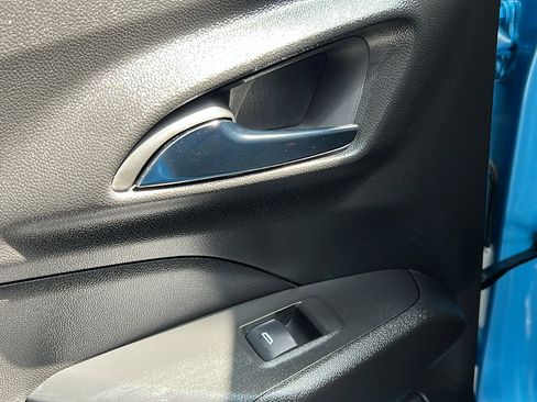 New 2025 Chevrolet Trax RS w/ Driver Confidence Package image 10