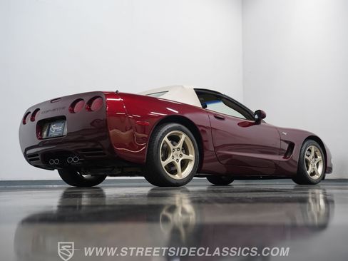 Used 2003 Chevrolet Corvette Convertible w/ Preferred Equipment Group1 RWD image 26