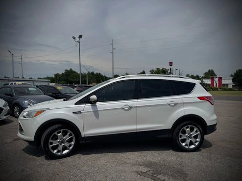 Used 2016 Ford Escape Titanium image 5