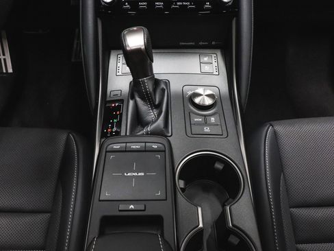 Used 2025 Lexus IS 350 F Sport w/ Navigation Package image 41