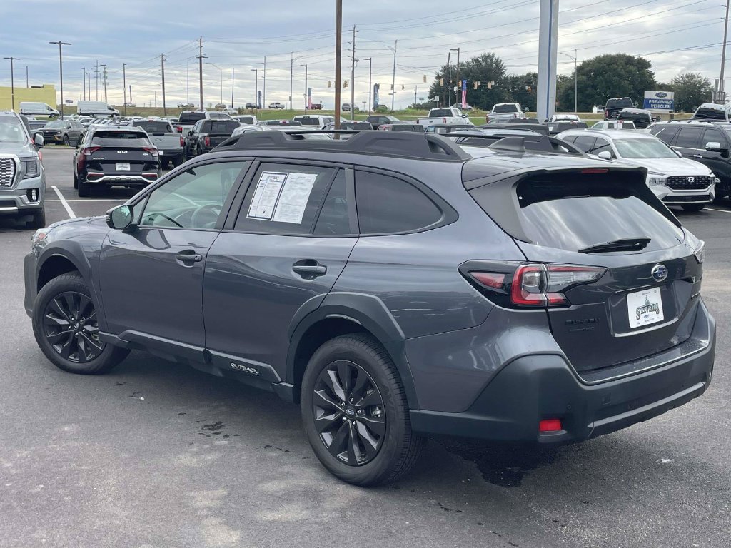 Used 2025 Subaru Outback Onyx Edition AWD/4WD image 5