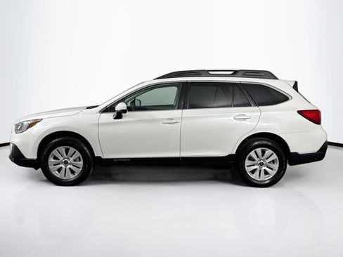 Used 2019 Subaru Outback 2.5i Premium AWD/4WD image 7