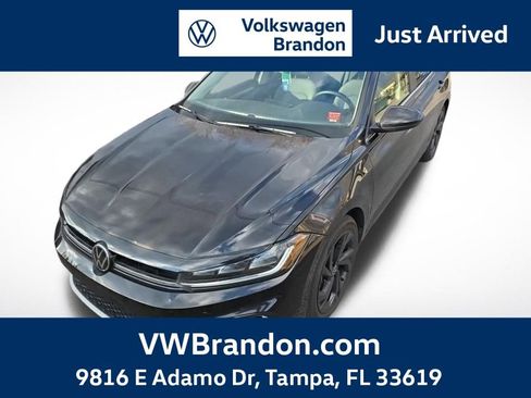 Used 2025 Volkswagen Jetta SE image 1